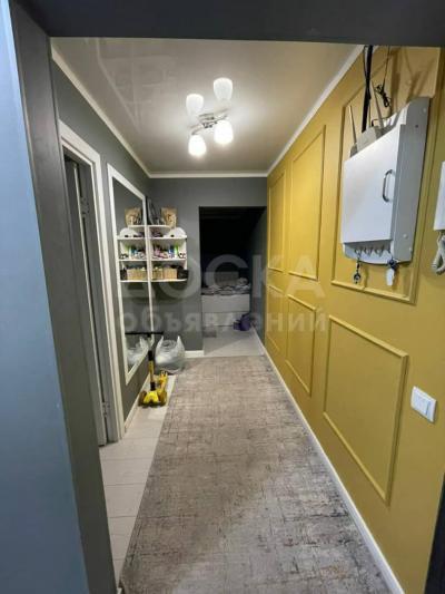 Продаю 2-комнатную квартиру, 42кв. м., этаж - 5/5, 10 МКР .