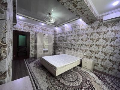 Продаю 2-комнатную квартиру, 67кв. м., этаж - 7/9, КНУ.