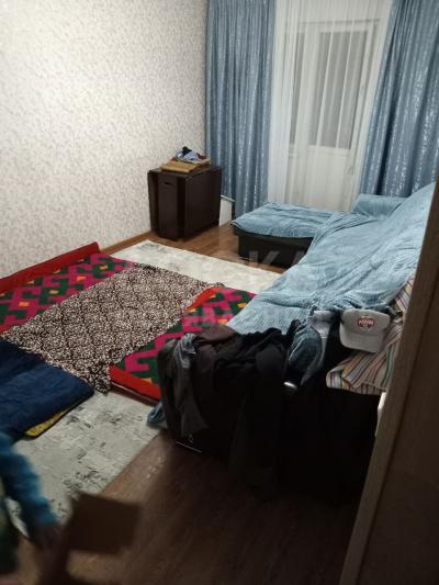 Продаю 3-комнатную квартиру, 53кв. м., этаж - 1/4, 5мкр 15дом 4кв.