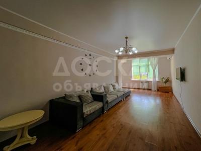 Продаю 2-комнатную квартиру, 85кв. м., этаж - 7/10, Раззакова/Боконбаева.