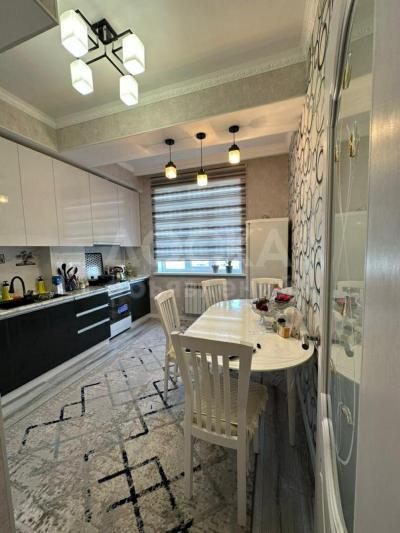 Продаю 1-комнатную квартиру, 44кв. м., этаж - 7/8, Тунгуч.