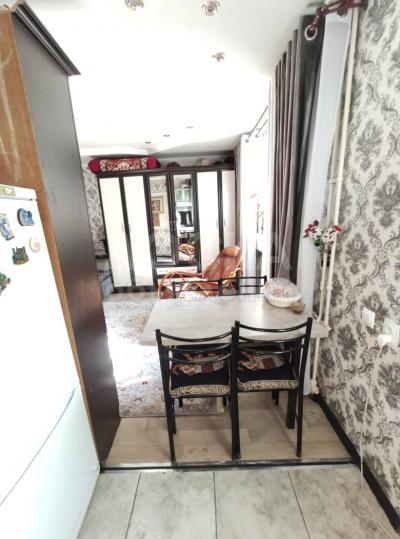 Продаю 1-комнатную квартиру, 30кв. м., этаж - 1/3, По. Ден-Сяопина 2а.