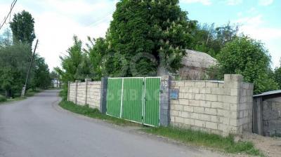 Продаю дом 4-ком. 56кв. м., этаж-1, 10-сот., стена кирпич, с. Беловодское Московского района, ул. Солнечная, 18 (центр).