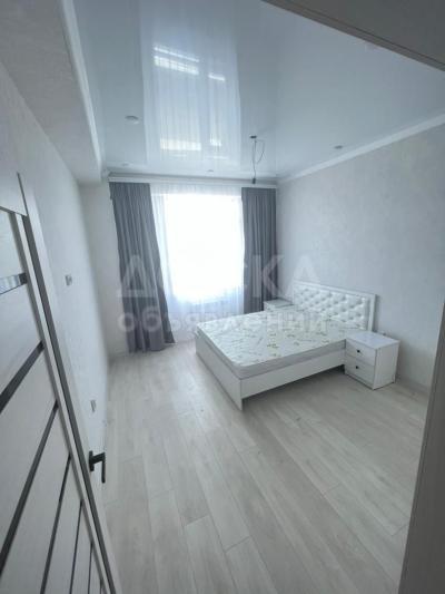 Продаю 1-комнатную квартиру, 39кв. м., этаж - 2/13, Юж Магистраль\Куттубаева.