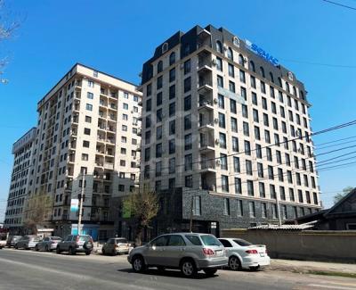 Продаю 5-комнатную квартиру, 178кв. м., этаж - 9/10, Суйумбаева/Токтогула.