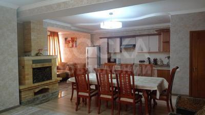 В пансионате на берегу озера сдаются номера