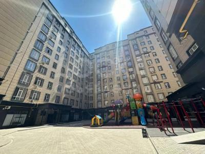 Продаю 3-комнатную квартиру, 102кв. м., этаж - 10/10, Чуйкова Коенкозова.