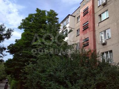 Продаю 3-комнатную квартиру, 61кв. м., этаж - 5/5, ул.Кривоносова.