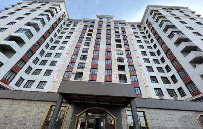 Продаю 2-комнатную квартиру, 70кв. м., этаж - 10/12, 12 мкр.