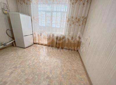 Продаю 1-комнатную квартиру, 36кв. м., этаж - 5/9, Джал.