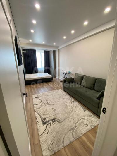 Продаю 1-комнатную квартиру, 50кв. м., этаж - 3/10, Юж Магистраль\Чынгыз Айтматов.