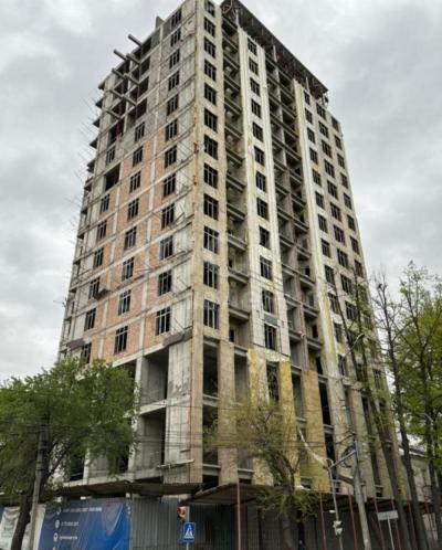 Продаю 2-комнатную квартиру, 60кв. м., этаж - 6/15, Молодая Гвардия/Фрунзе.