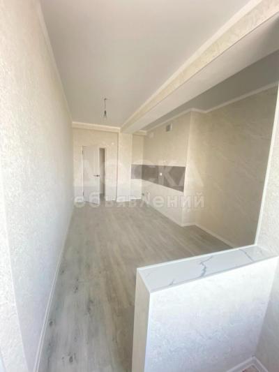 Продаю 2-комнатную квартиру, 64кв. м., этаж - 8/12, горький\алматинка.