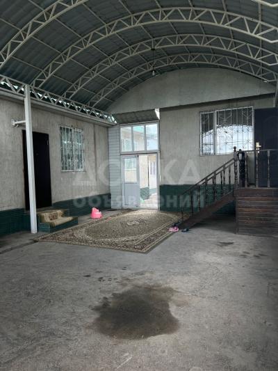 Продаю дом 5-ком. 130кв. м., этаж-1, 5-сот., стена кирпич, Кок Жар мкр.