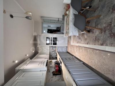 Продаю 3-комнатную квартиру, 77кв. м., этаж - 9/12, Асанбай.