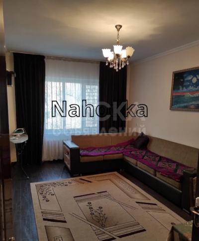 Продаю 2-комнатную квартиру, 50кв. м., этаж - 3/5, Аламедин-1.