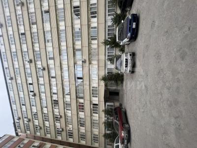 Продаю 1-комнатную квартиру, 45кв. м., этаж - 3/9, ж.м Кок-Жар.