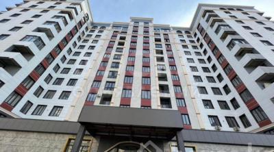 Продаю 1-комнатную квартиру, 48кв. м., этаж - 12/13, 12 мкр .