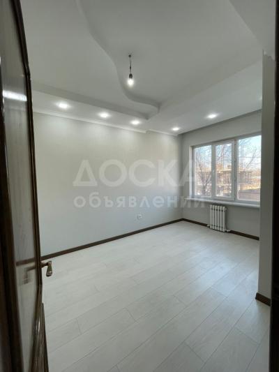 Продаю 3-комнатную квартиру, 96кв. м., этаж - 2/10, Филармония .