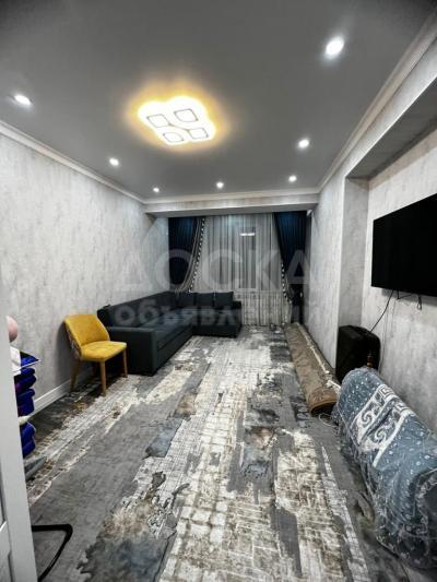 Продаю 2-комнатную квартиру, 64кв. м., этаж - 6/10, Айни\Левоневского.