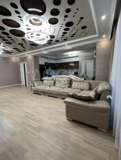 Продаю 4-комнатную квартиру, 140кв. м., этаж - 7/16, Джал Артис.