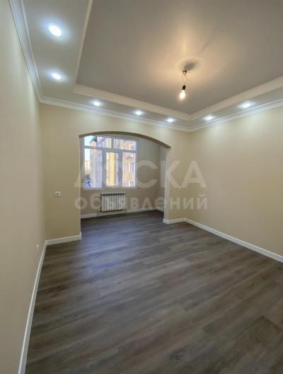 Продаю 2-комнатную квартиру, 68кв. м., этаж - 6/9, Ак-Кеме.