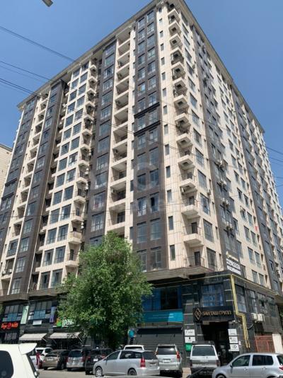 Продаю 3-комнатную квартиру, 118кв. м., этаж - 3/16, Токтогула\Исанова.