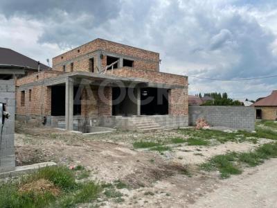 Продаю дом 8-ком. 238кв. м., этаж-2, 5-сот., стена другое,  ж/м Жер- Ынтымак.