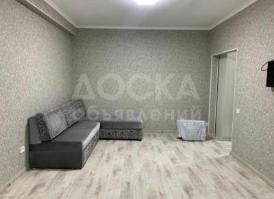 Продаю 1-комнатную квартиру, 41кв. м., этаж - 2/13, Джал.