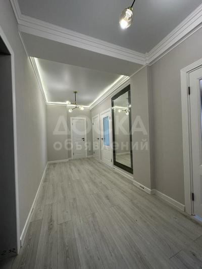 Продаю 2-комнатную квартиру, 76кв. м., этаж - 9/12,  Юж Магистраль\ Сухэ Батора.