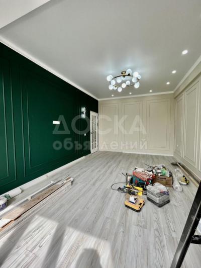 Продаю 1-комнатную квартиру, 45кв. м., этаж - 10/12, Филармония .