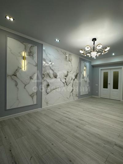 Продаю 2-комнатную квартиру, 76кв. м., этаж - 10/12, ТРЦ Ала Арча.