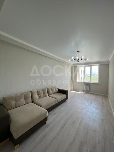 Продаю 1-комнатную квартиру, 50кв. м., этаж - 8/10, горький\алматинка.