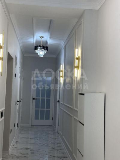 Продаю 3-комнатную квартиру, 84кв. м., этаж - 4/12, 12 мкр.