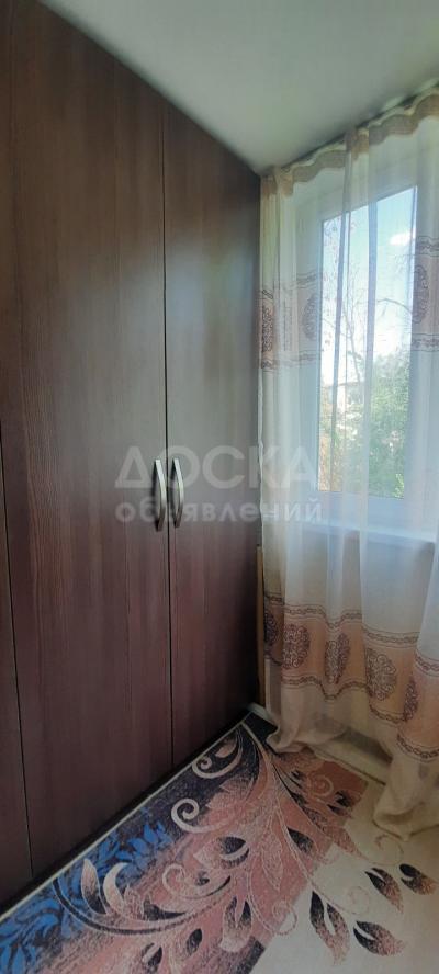 Продаю 2-комнатную квартиру, 44кв. м., этаж - 2/4, 6 мкрн.