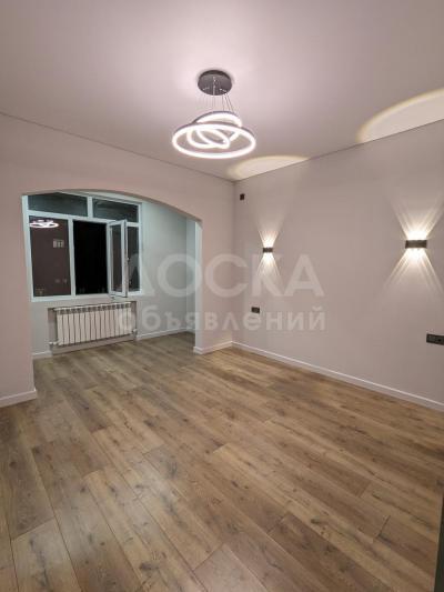 Продаю 2-комнатную квартиру, 70кв. м., этаж - 9/9, Ак-Кеме.