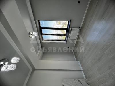 Продаю 3-комнатную квартиру, 80кв. м., этаж - 4/12, 12 мкр .