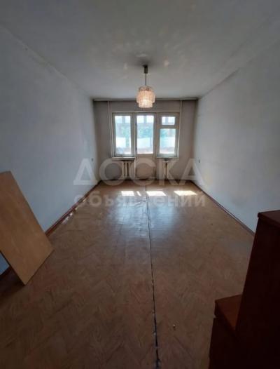 Продаю 2-комнатную квартиру, 43кв. м., этаж - 3/4, 4 мкр .