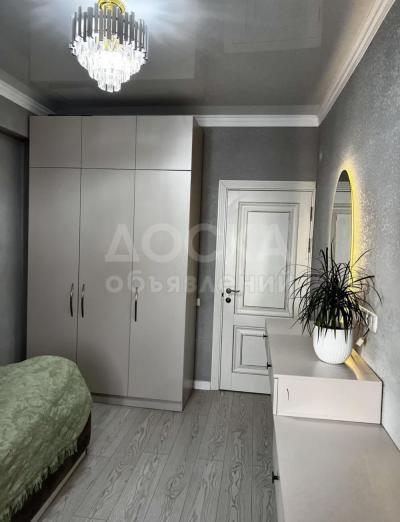 Продаю 4-комнатную квартиру, 110кв. м., этаж - 11/12, Тунгуч.