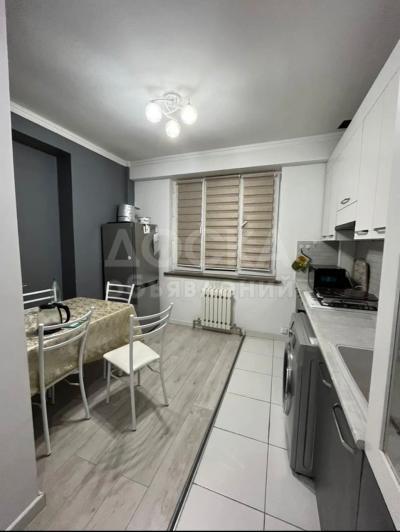 Продаю 2-комнатную квартиру, 62кв. м., этаж - 12/12, Госрегистр .