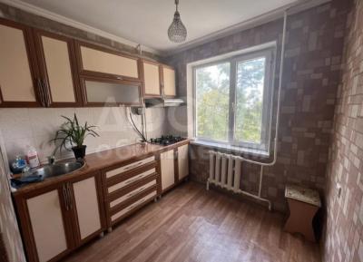 Продаю 3-комнатную квартиру, 63кв. м., этаж - 3/4, 7 мкр.