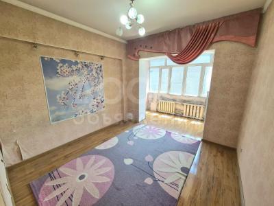 Продаю 5-комнатную квартиру, 98кв. м., этаж - 5/5, Аламедин 1.