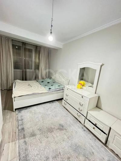 Продаю 2-комнатную квартиру, 62кв. м., этаж - 1/9, Магистраль/Ч.Айтматов(ТЦ Ала-Арча).