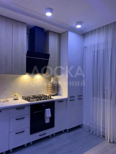 Продаю 1-комнатную квартиру, 46кв. м., этаж - 3/9, ТРЦ Ала Арча.