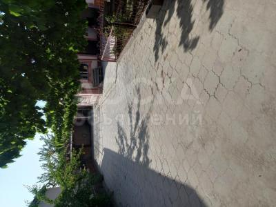 Продаю участок под строительство, 4,7 соток ж/м Арча Бешик  ул .Азем 60.