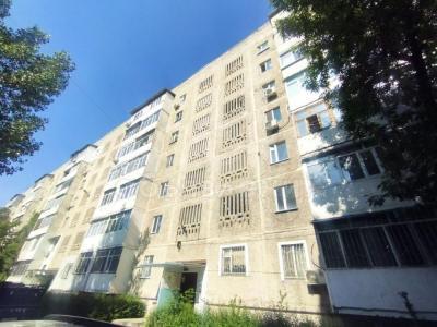 Продаю 3-комнатную квартиру, 82кв. м., этаж - 2/7, Восток-5, 7Апреля.