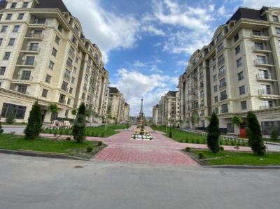 Продаю 4-комнатную квартиру, 163кв. м., этаж - 2/8, Сухебатор/ Магистраль.