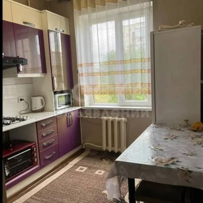 Продаю 2-комнатную квартиру, 58кв. м., этаж - 3/5, Боконбаева\Исанова.