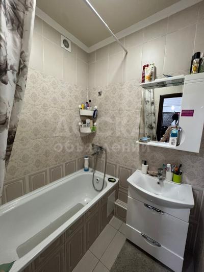 Продаю 2-комнатную квартиру, 67кв. м., этаж - 3/9, Юж Магистраль\Алматинка.