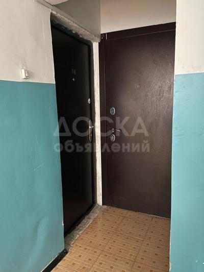 Продаю 1-комнатную квартиру, 40кв. м., этаж - 8/9, ж. м. Кок-Жар.